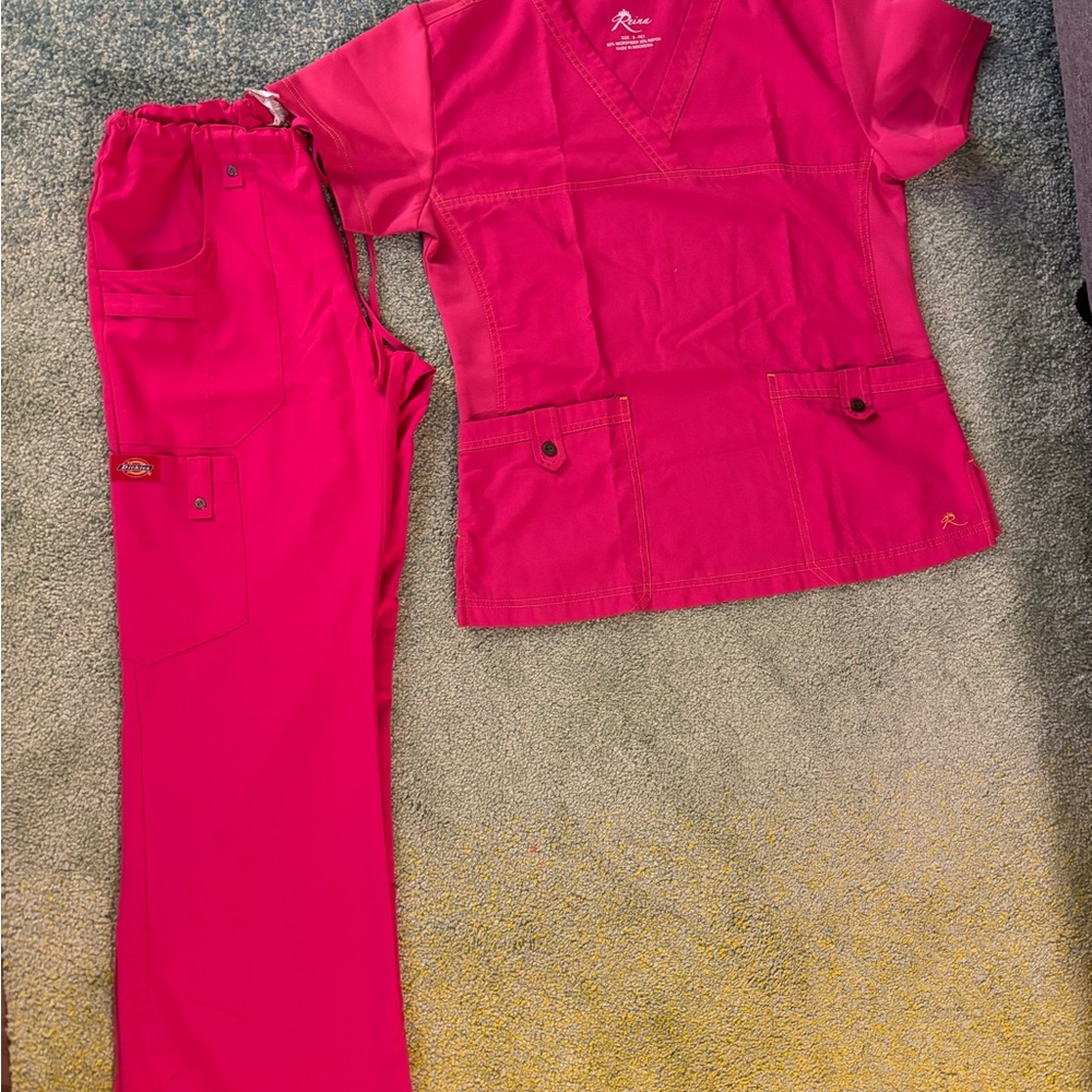 Dickies Women's Pink Scrub Set